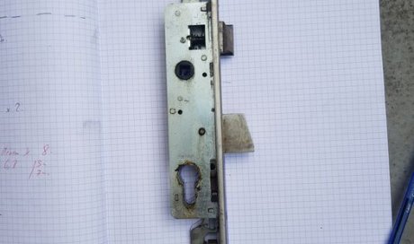 Remplacement de serrure sur porte en aluminium - REPAR'PORTES à Avignon